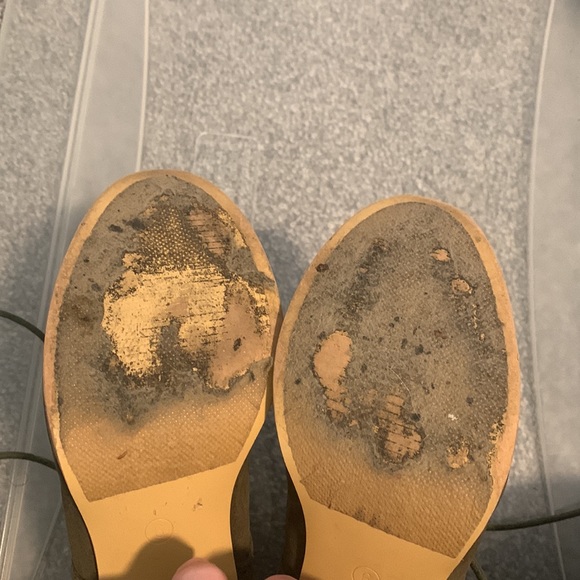 PRICE ⬇️ {Wet Seal} booties - Picture 2 of 2